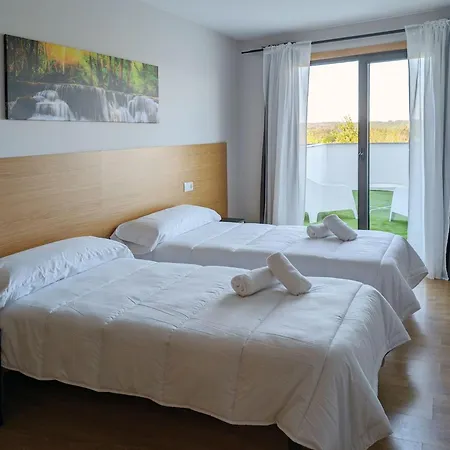 Pensjonat Villa De Arzua By Gaiarooms *