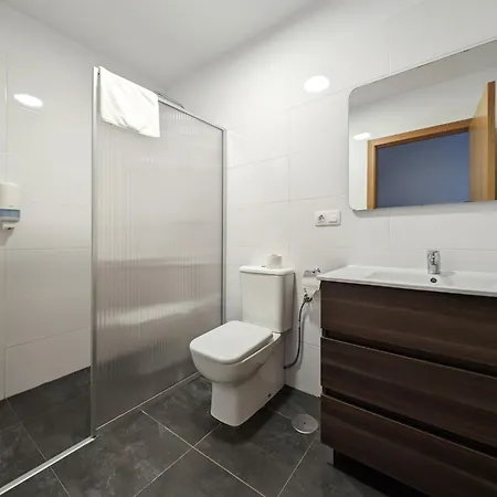 De By Gaiarooms בית הארחה 3*